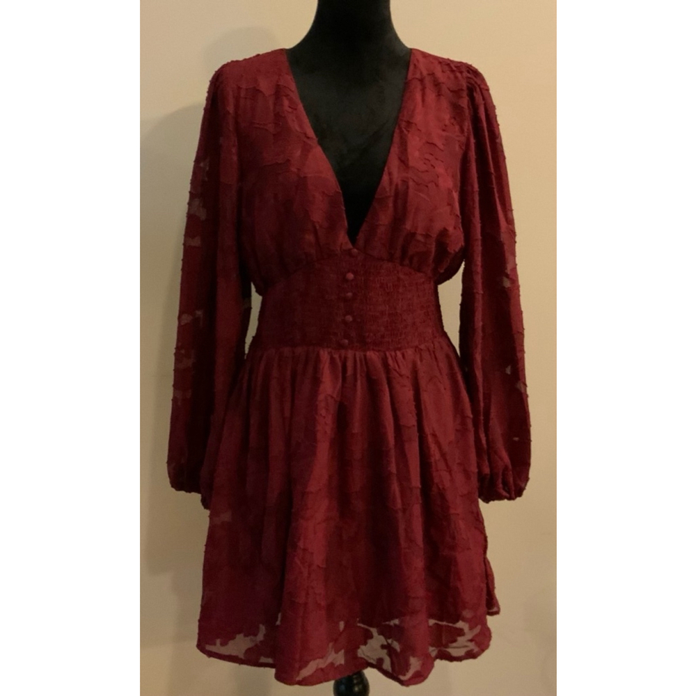 Women's Lulus Burgundy Dress size XL